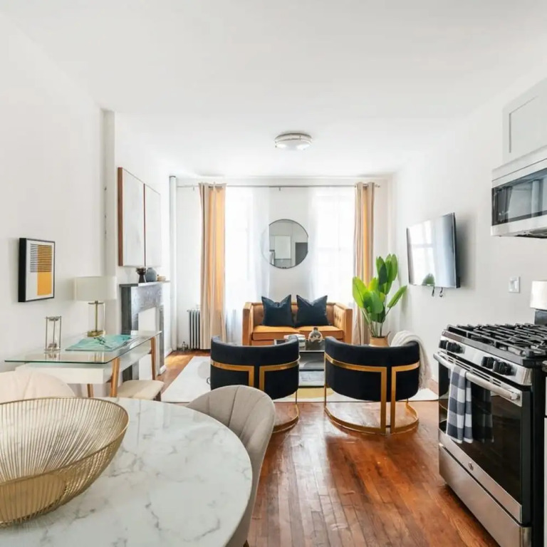 1288-3rn New Renovated 1 Bedroom in UES