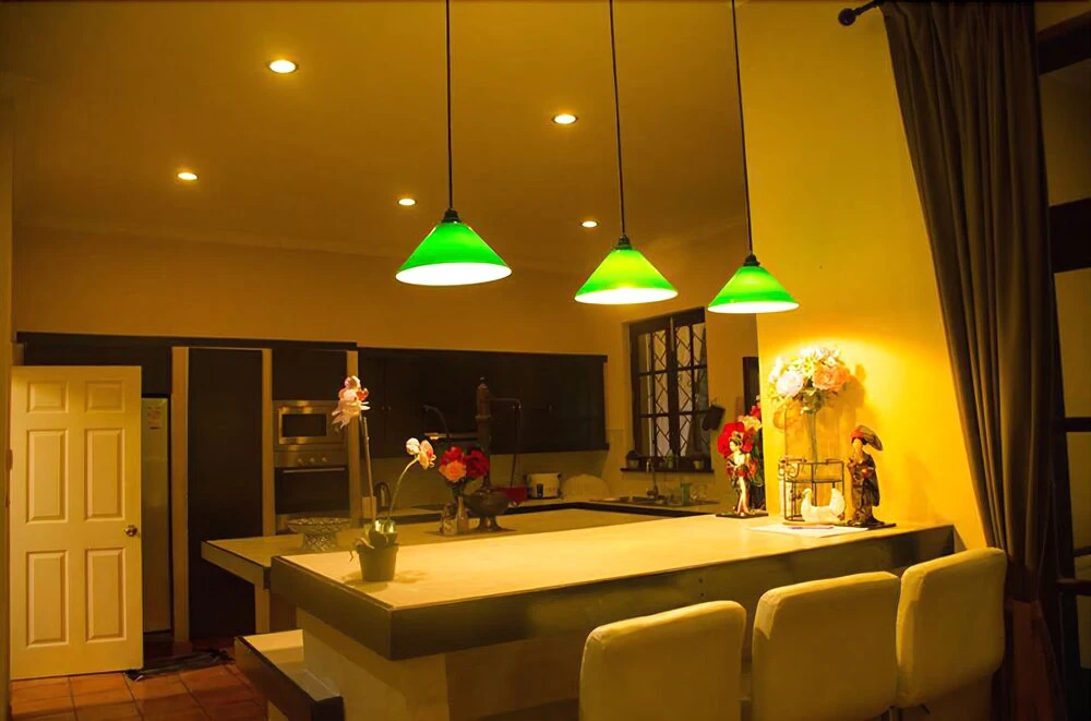 Baan Win House