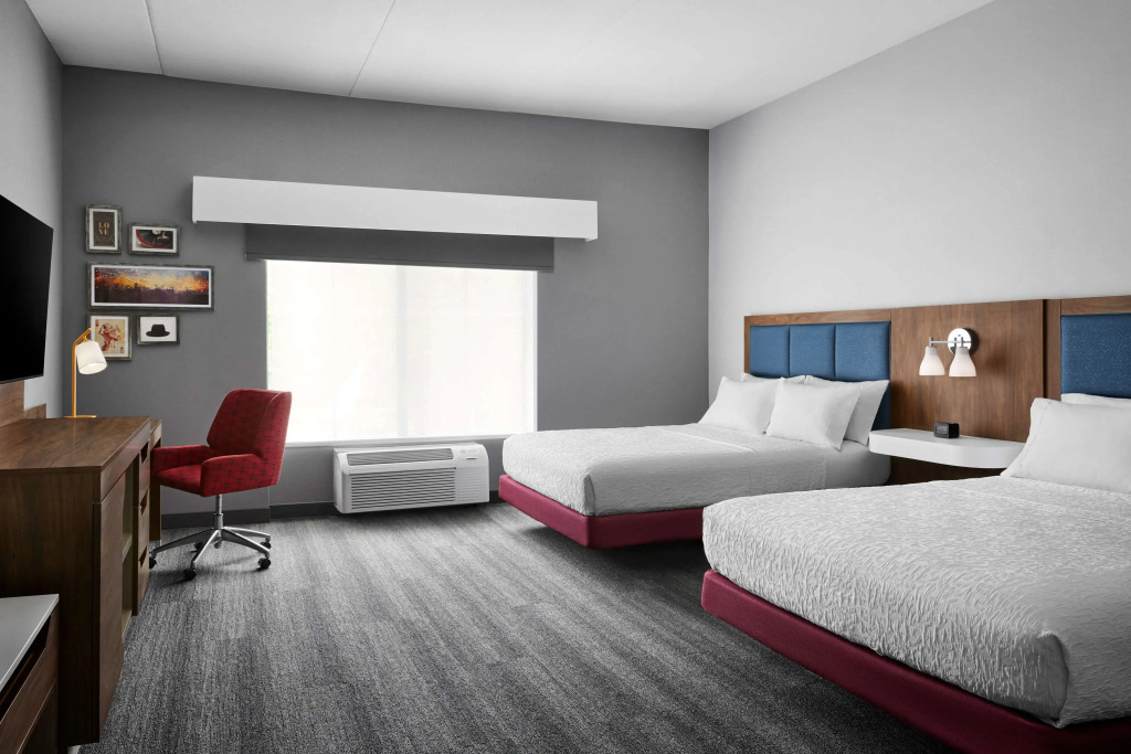 Hampton Inn & Suites Charlotte Steele Creek Road, NC