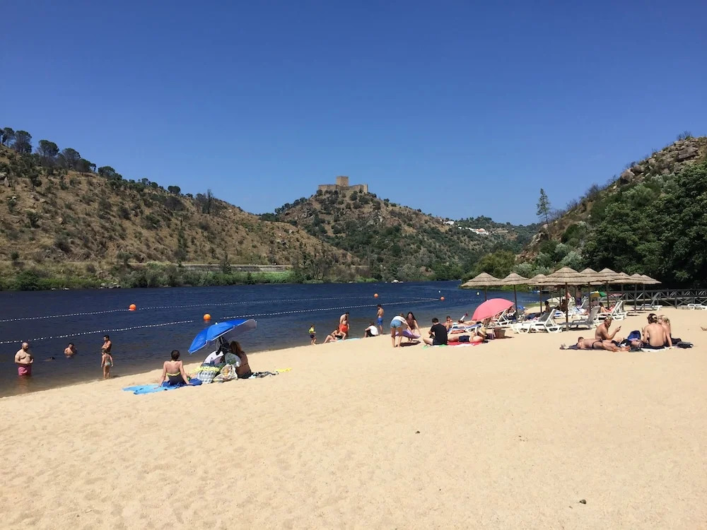 Alamal River Club