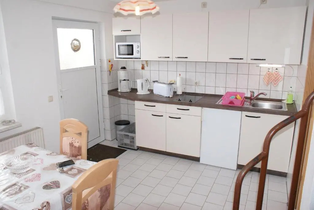 Albrecht mit Terrasse & Parkplatz - ABC207