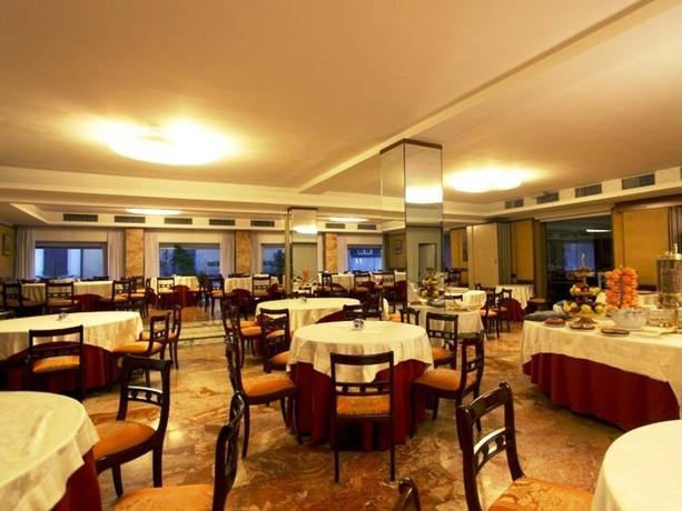 Ariston Hotel
