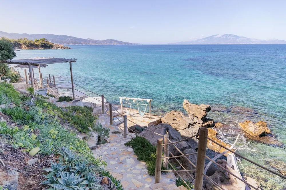 Paradisso Beach Villas