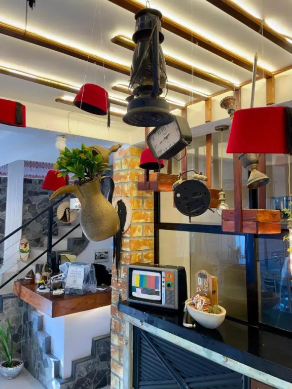 Habibi Hostel & Restaurant
