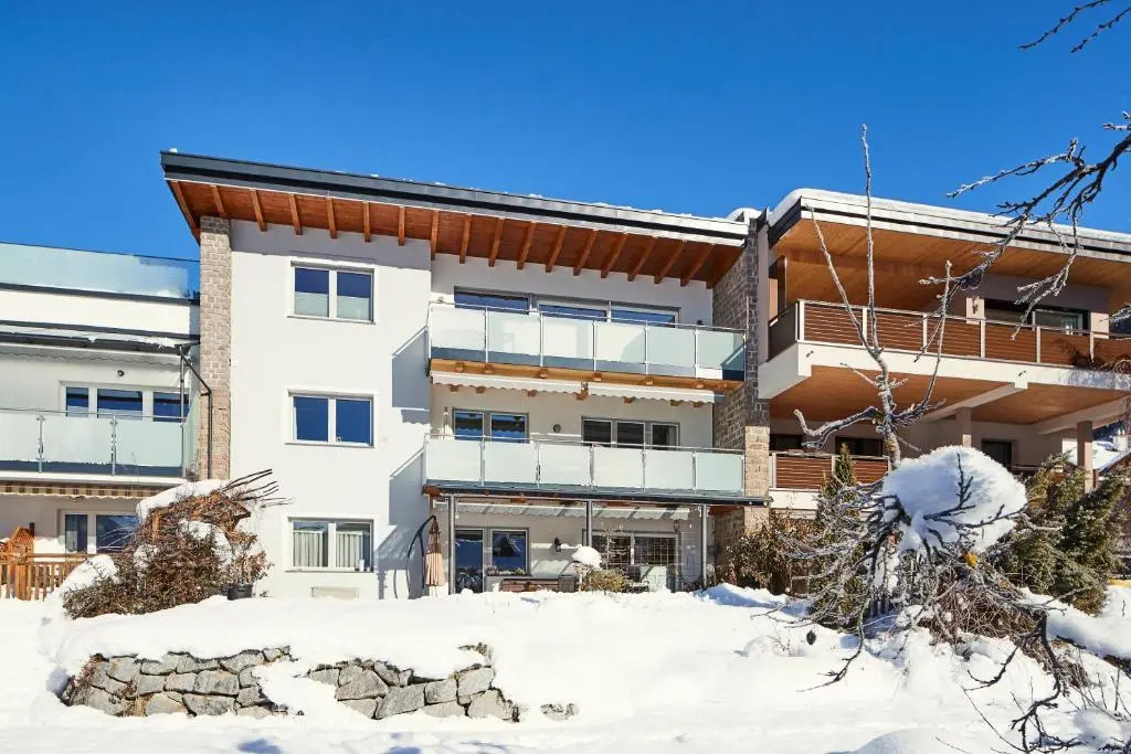 HOLIDAY - Apartments Kuprian