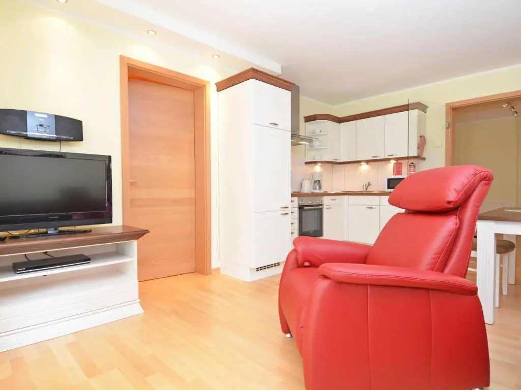 strandnahe FeWo mit 2 Schlafzimmern und Terrasse, Residenz Margarete, Binz