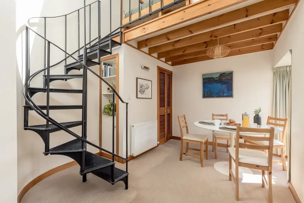 Altido Charming mews flat near the Dean Bridge