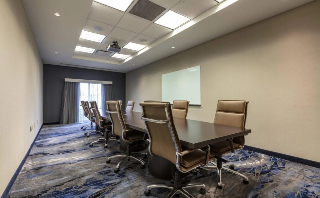 Fairfield Inn & Suites Columbus