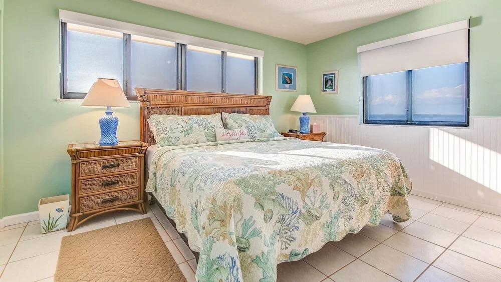 Bayfront Townhome With Boat Slip, Pool And Beach 2 Bedroom Townhouse by RedAwning