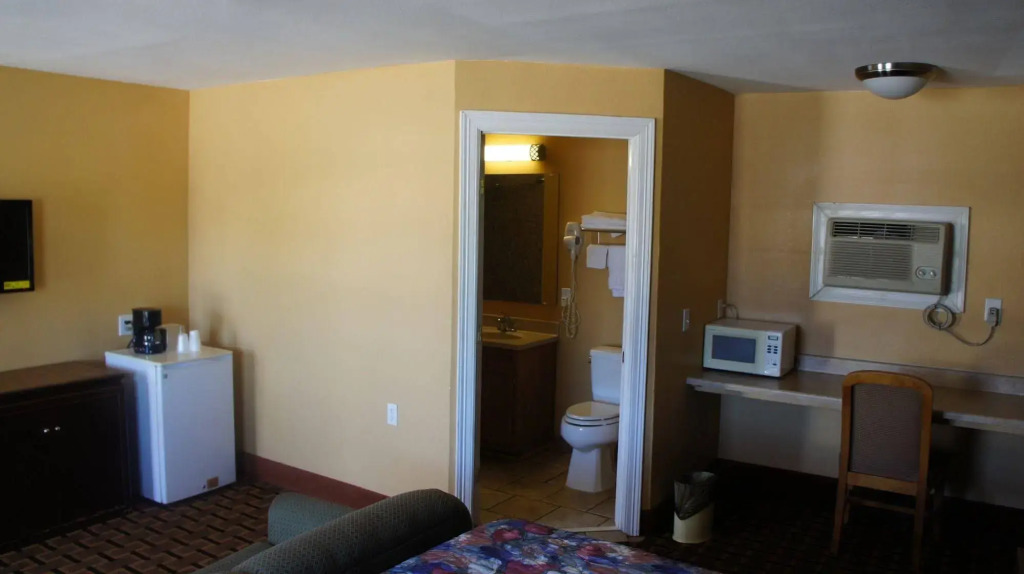 OYO Hotel Atoka
