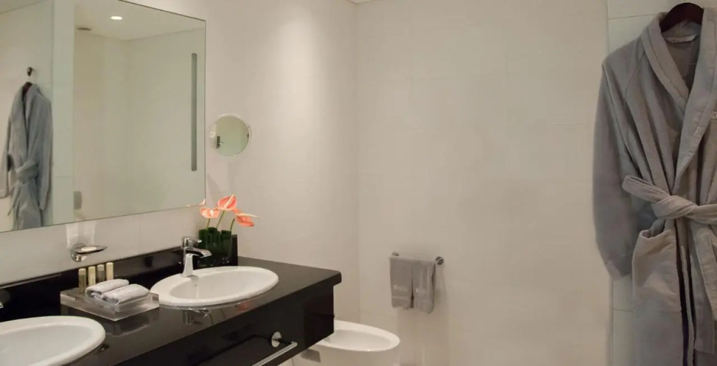 Eko Hotel Signature