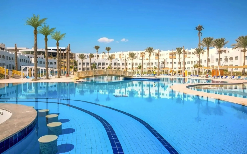 Posh Club by SUNRISE Diamond Beach