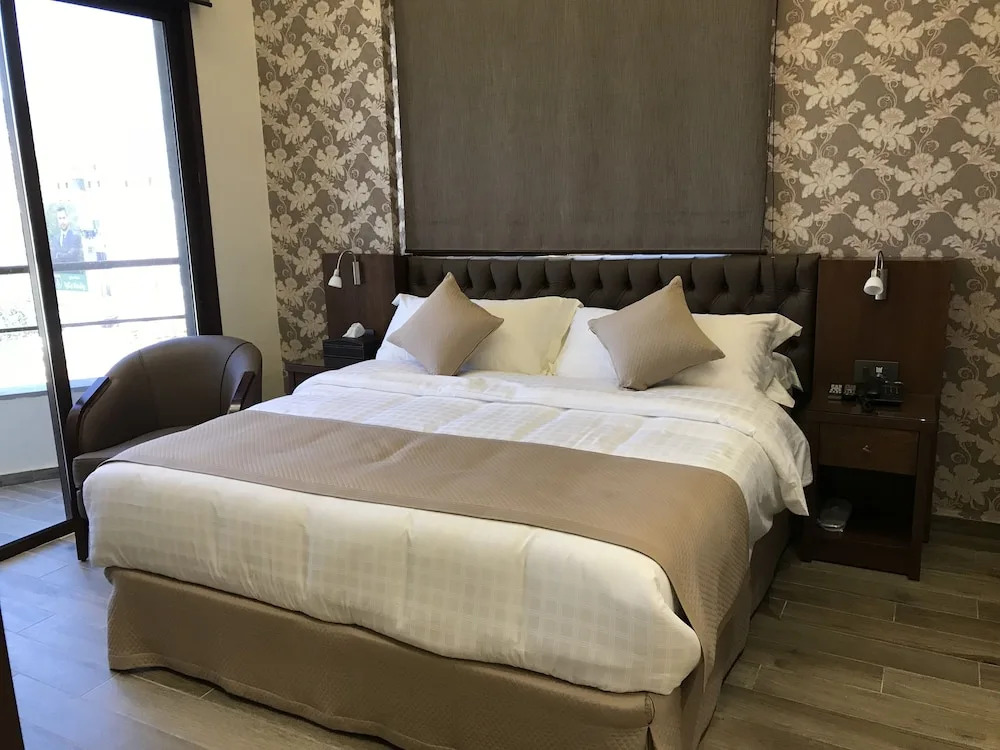 Sea View Hotel