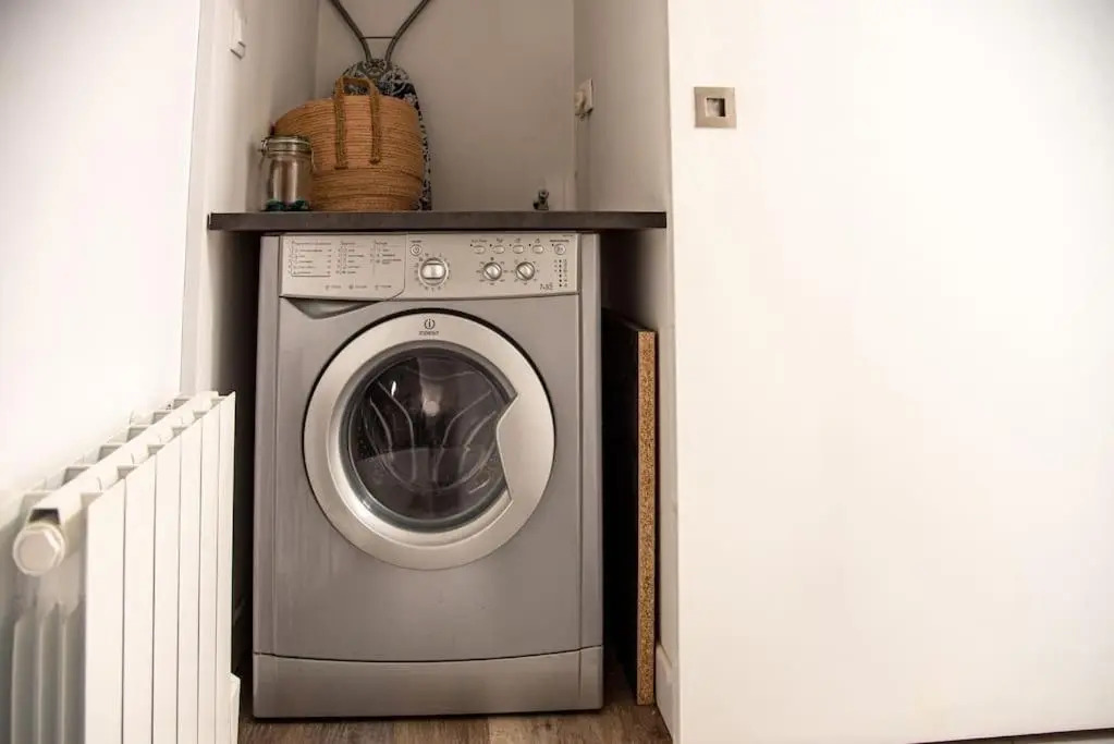 Loft 90 m2 cosy au calme avec terrasse et parking
