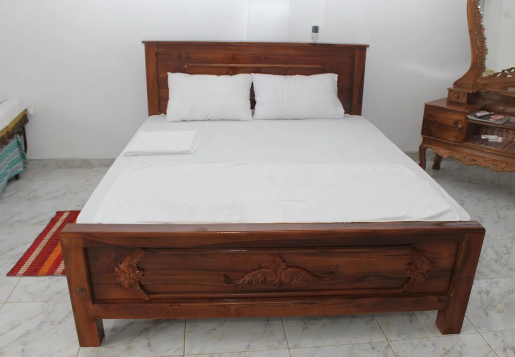 Apsara Guest Hotel
