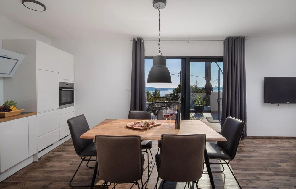 Gorgeous Home In Kastel Sucurac