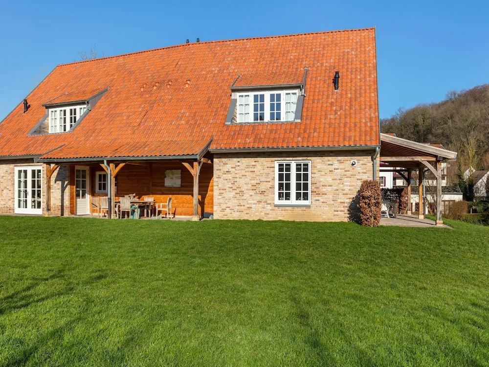 Enticing Villa in Slenaken With Garden