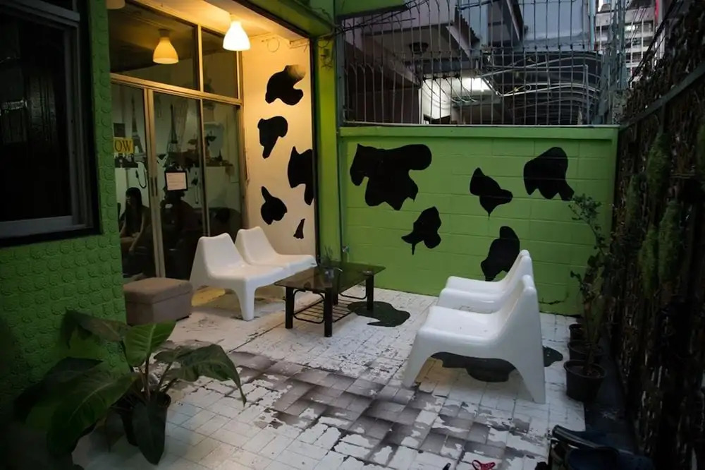 Mad Cow Hostel