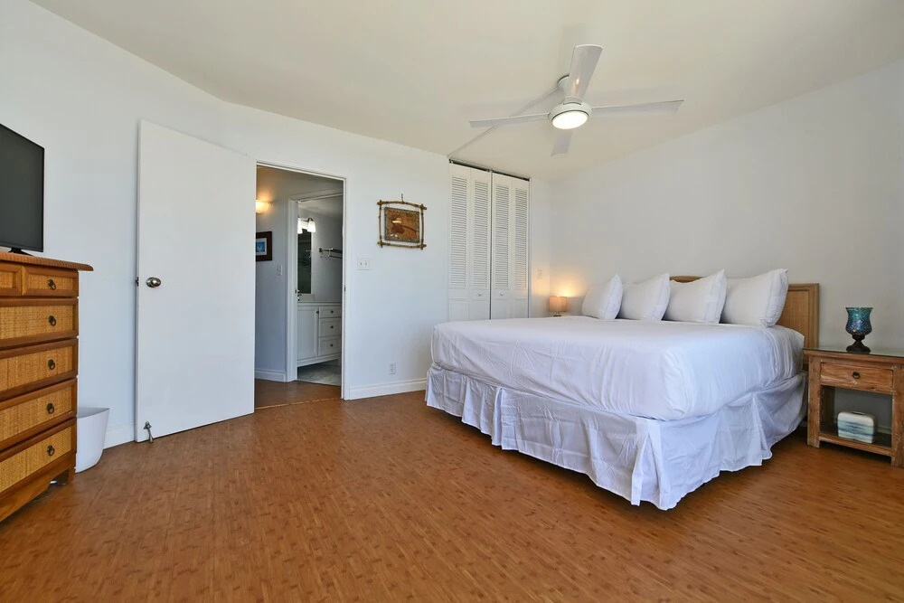 Island Surf 306 condo
