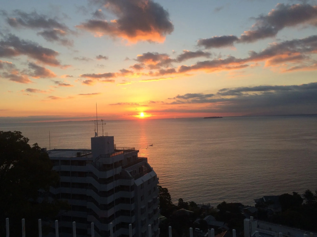 Breezbay Seaside Resort Atami