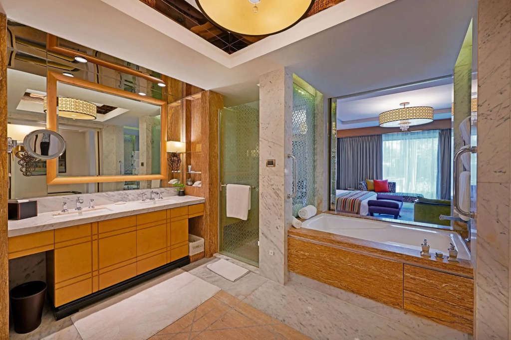 ITC Grand Chola, a Luxury Collection Hotel, Chennai