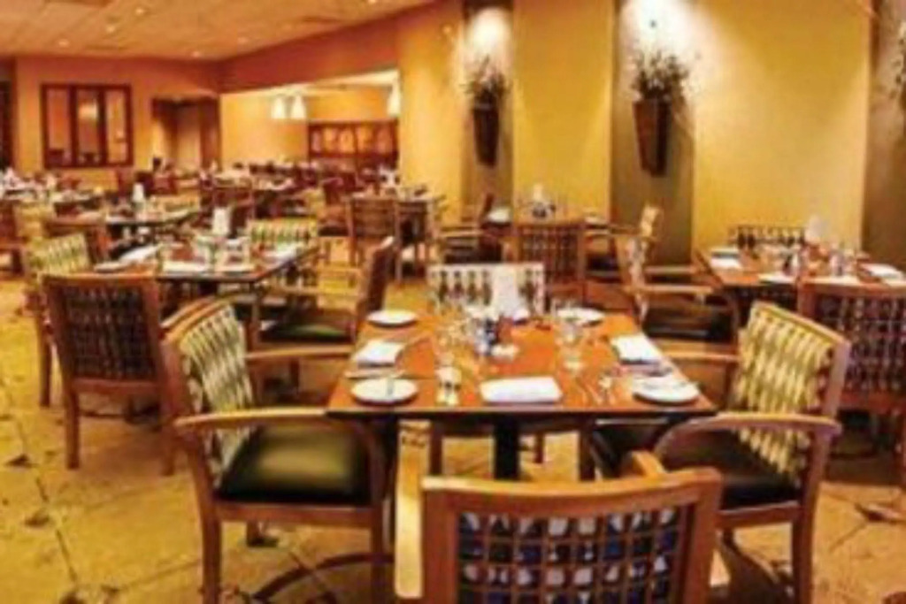 Kinza Hotel