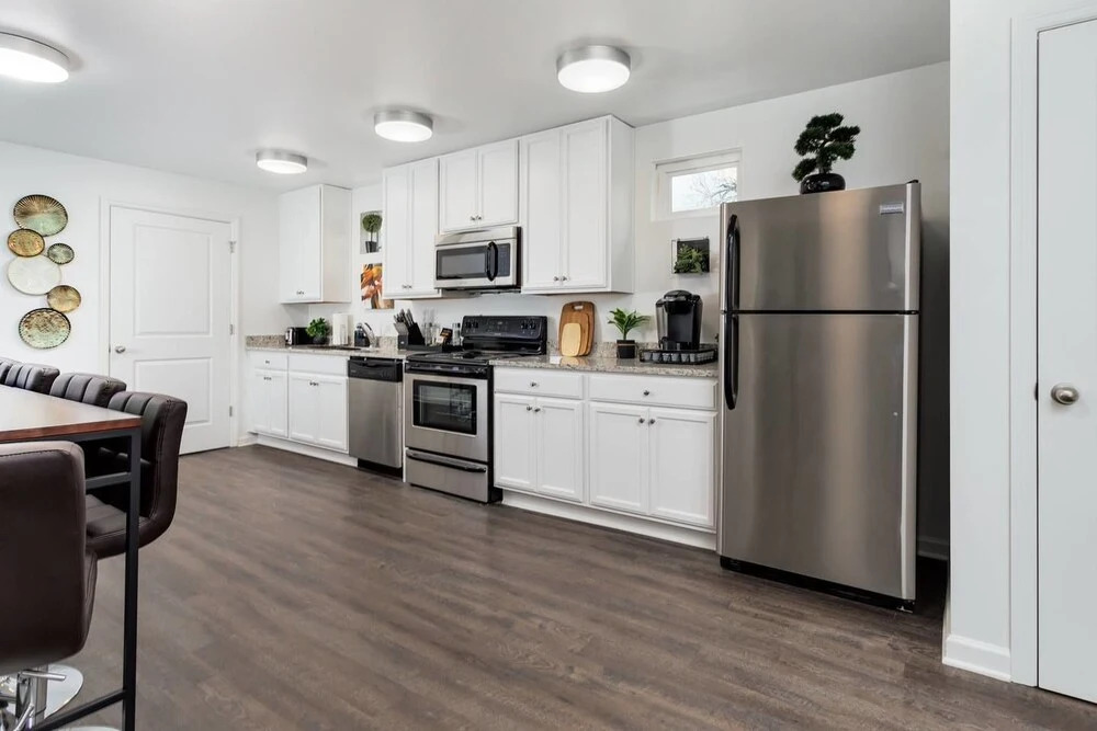 10 BRs Comprised of 2 5BR Suites by Domio
