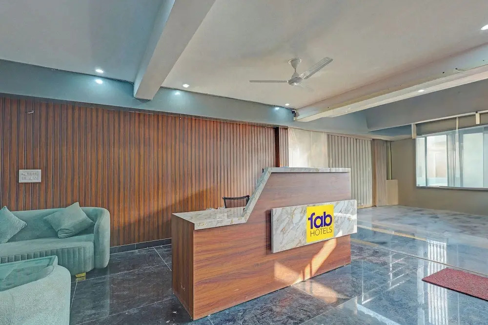 FabHotel Premier Stays - 800m from Artemis Hospitals Gurgaon