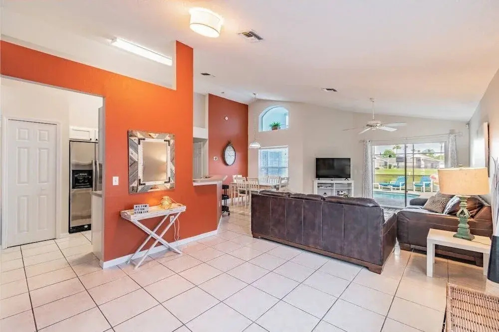 4BR Lake Berkley Home w/ Private Pool