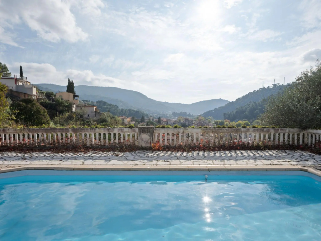 Tranquil Apartment in Drap with Garden