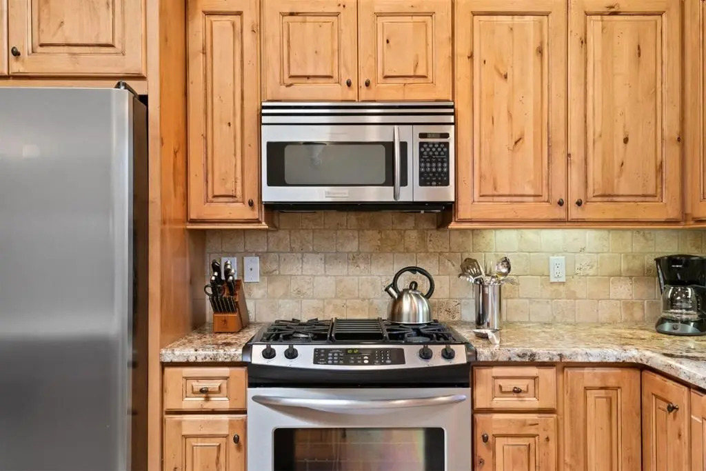 Casa Nona - Pristine Home in the Railyard District, Walk to The Plaza