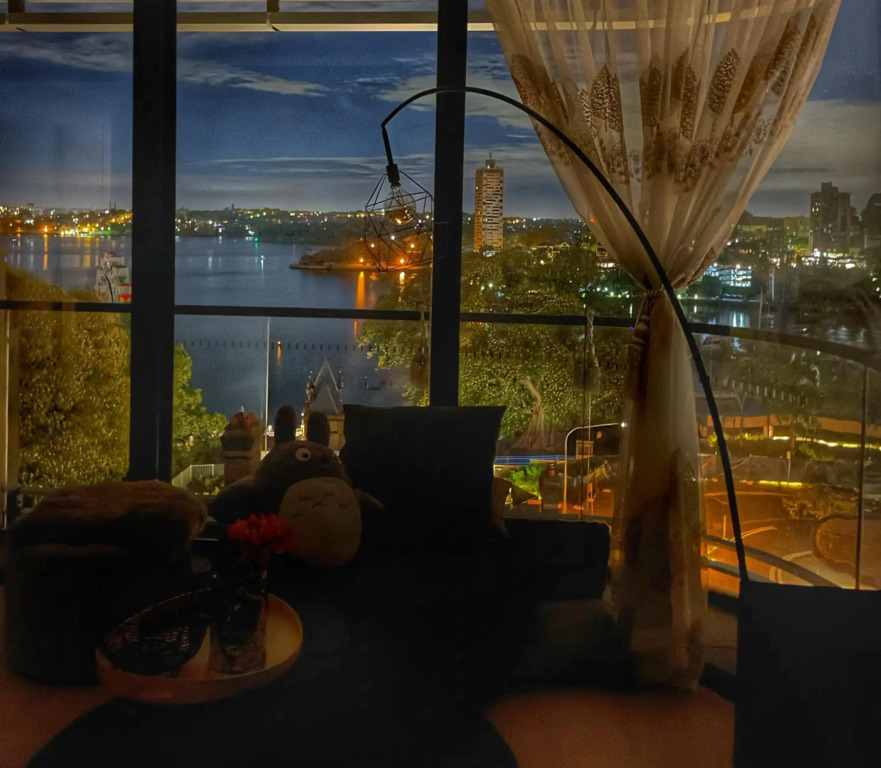 Luxurious 2 bed apartments Lavender Bay view