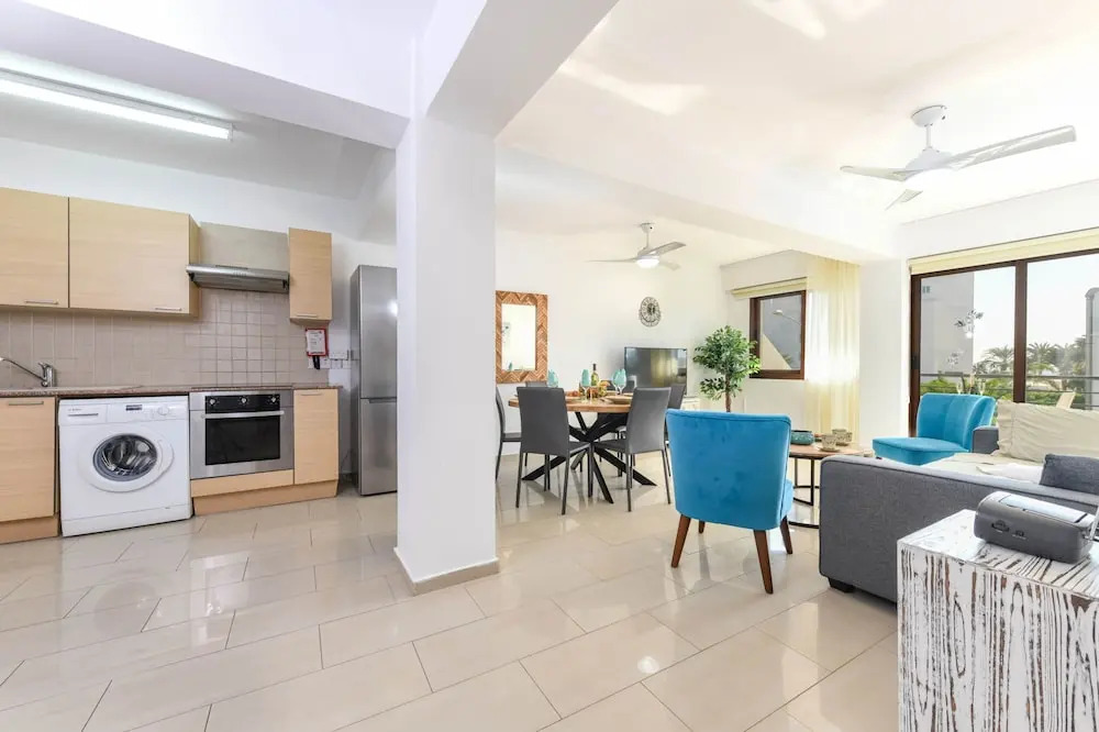 Nissi Apartment 101
