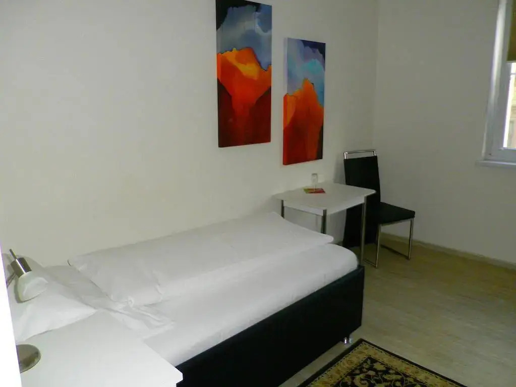Astra Hotel