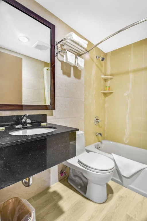 Brooklyn Broadway Hotel