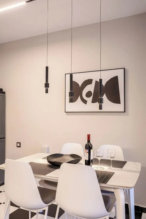 Demmi Central 2BR Designer Apt