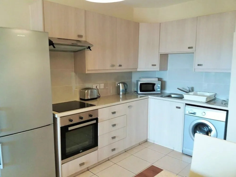 206 Sunrise Beach Apartment