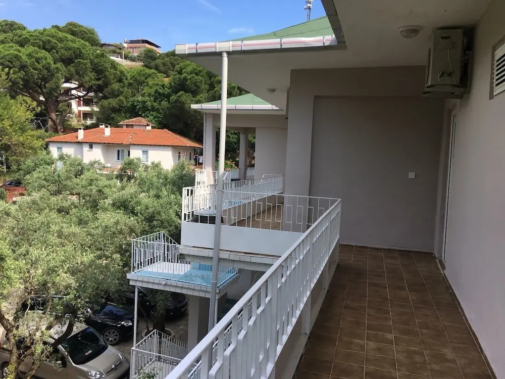 Yasmak Motel
