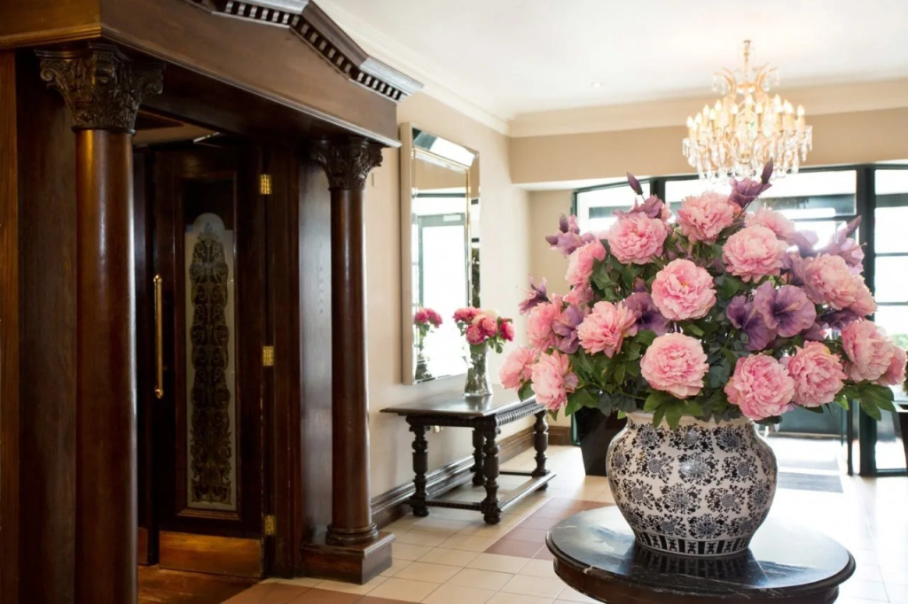 The Victoria Hotel