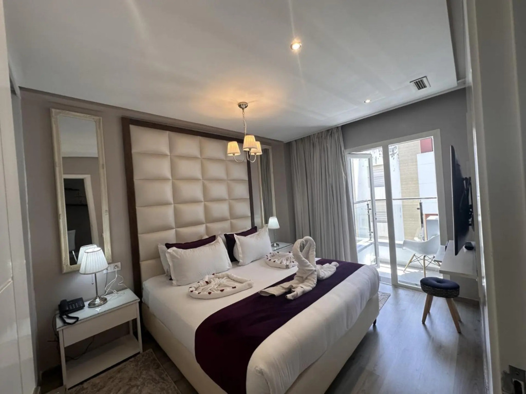 RENT-INN Suites Hotel
