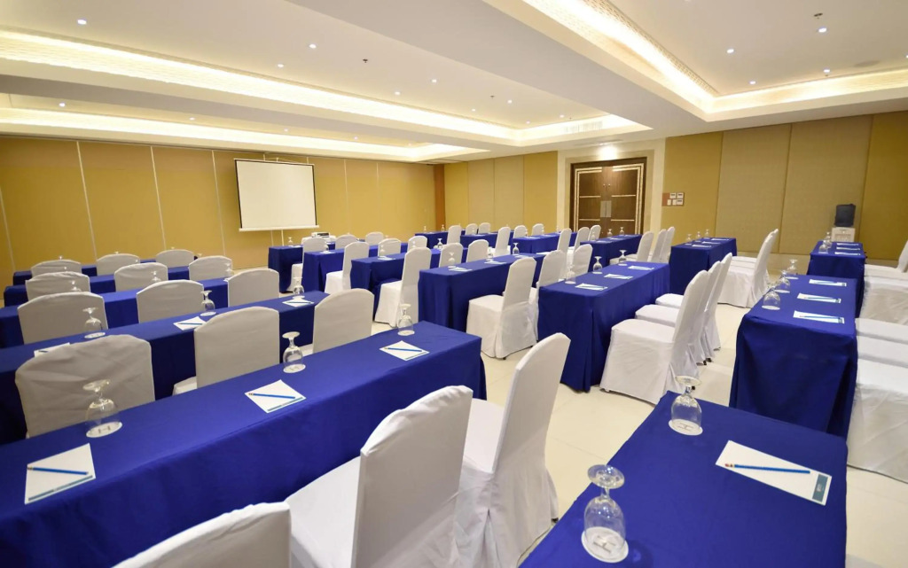 Henann Resort Alona Beach
