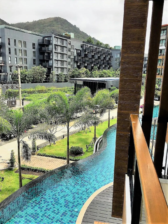The Lunar Patong