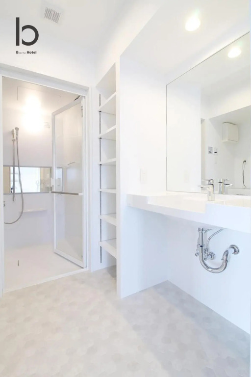 Beautiful New 1BR Apartment for 6 ppl