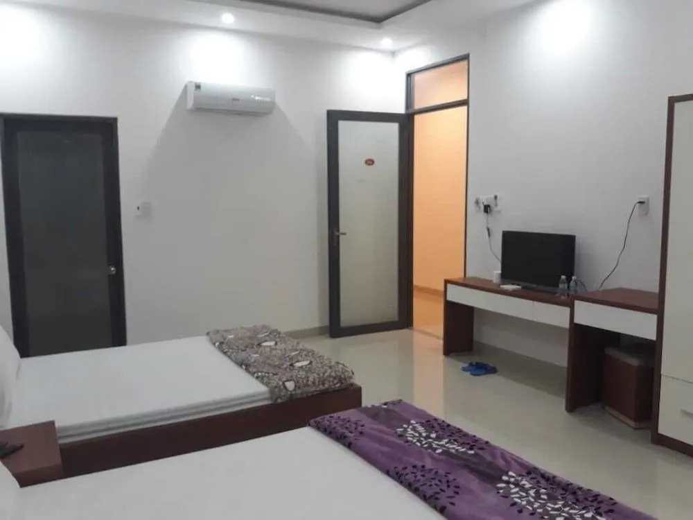Oyo 727 Hoang Giang Hotel