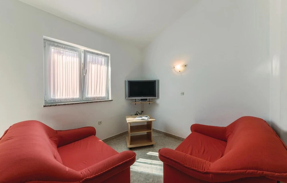 Amazing Home in Pula With Wifi and 2 Bedrooms