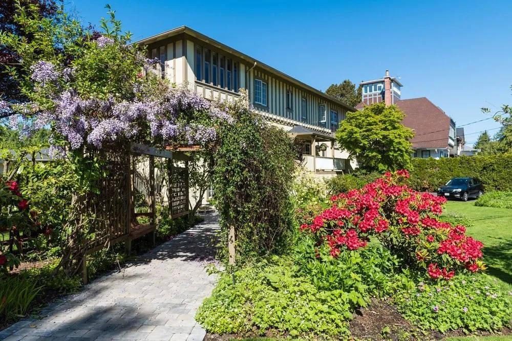 Oak Bay Guest House
