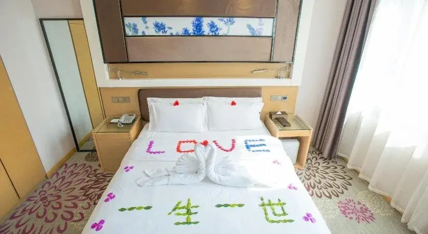 Lavande Hotel Wuhan Yellow Crane Tower