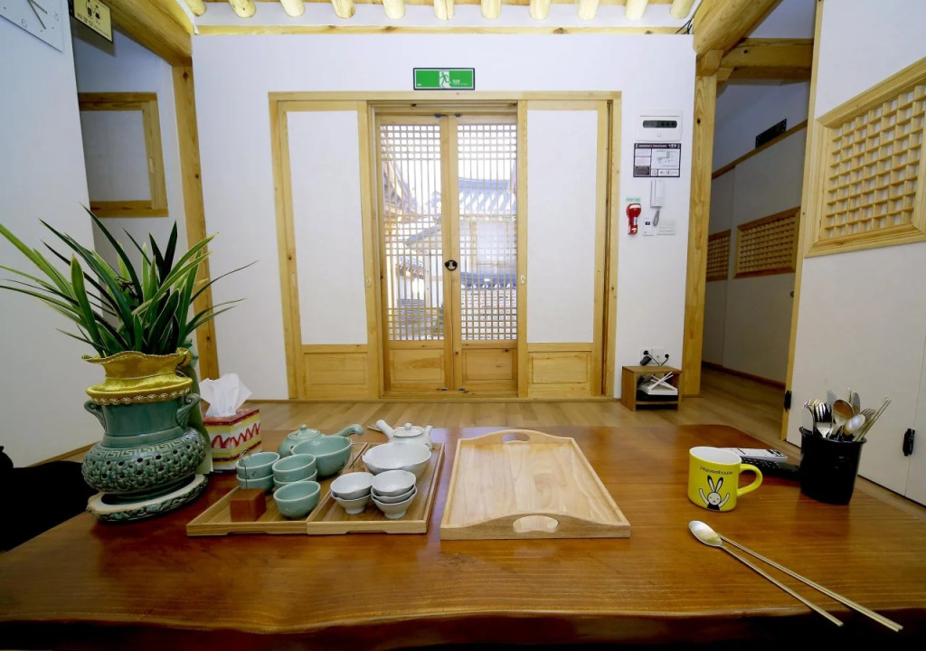 Hanok 24 guesthouse Gyeongbokgung
