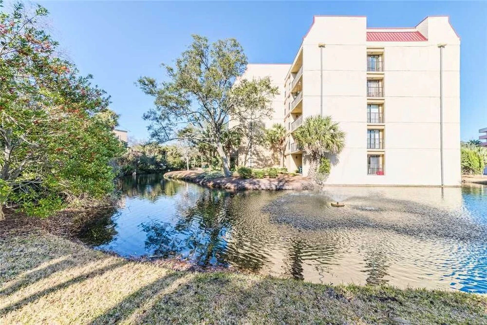 Xanadu Condo 19 A