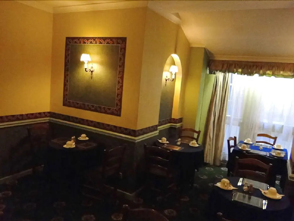 Hallam Hotel